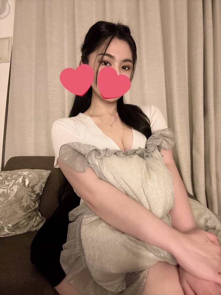 芹澤えれな