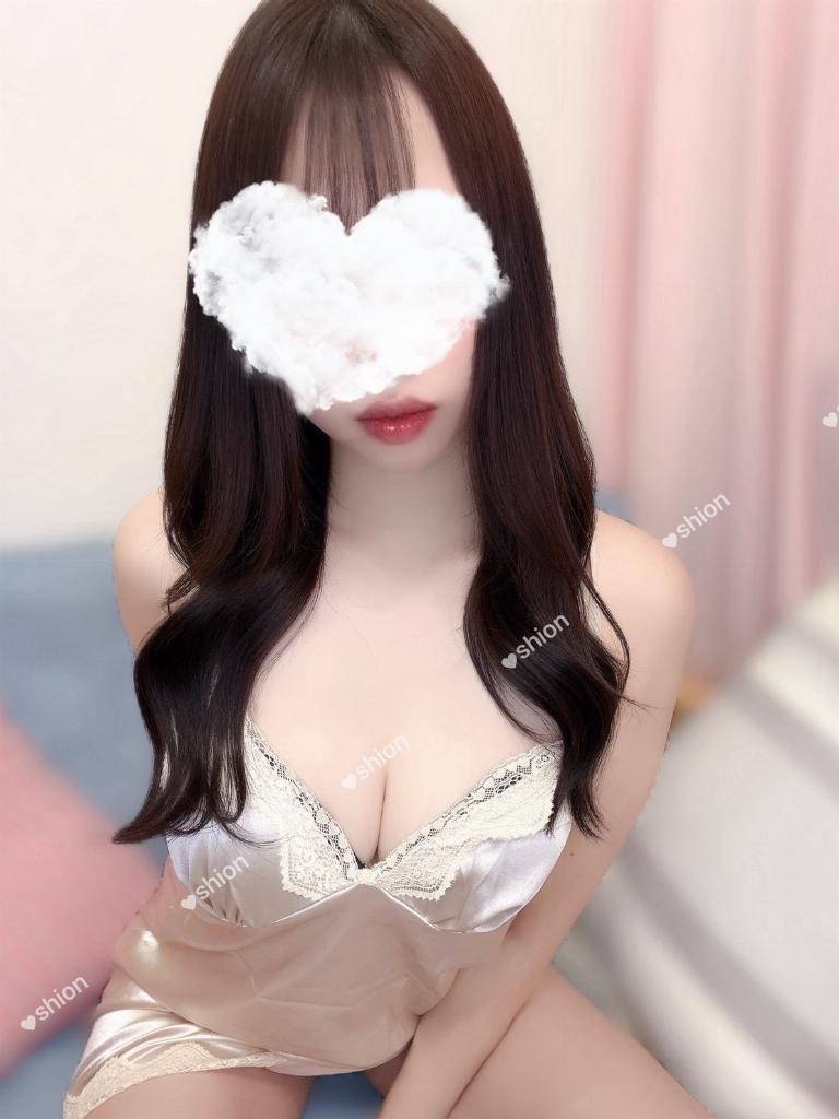 五十嵐しおん