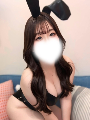 七瀬しずく